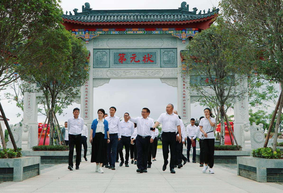 涪創(chuàng)要聞｜集團黨委組織干部職工赴梓潼縣學習考察國有企業(yè)轉(zhuǎn)型發(fā)展